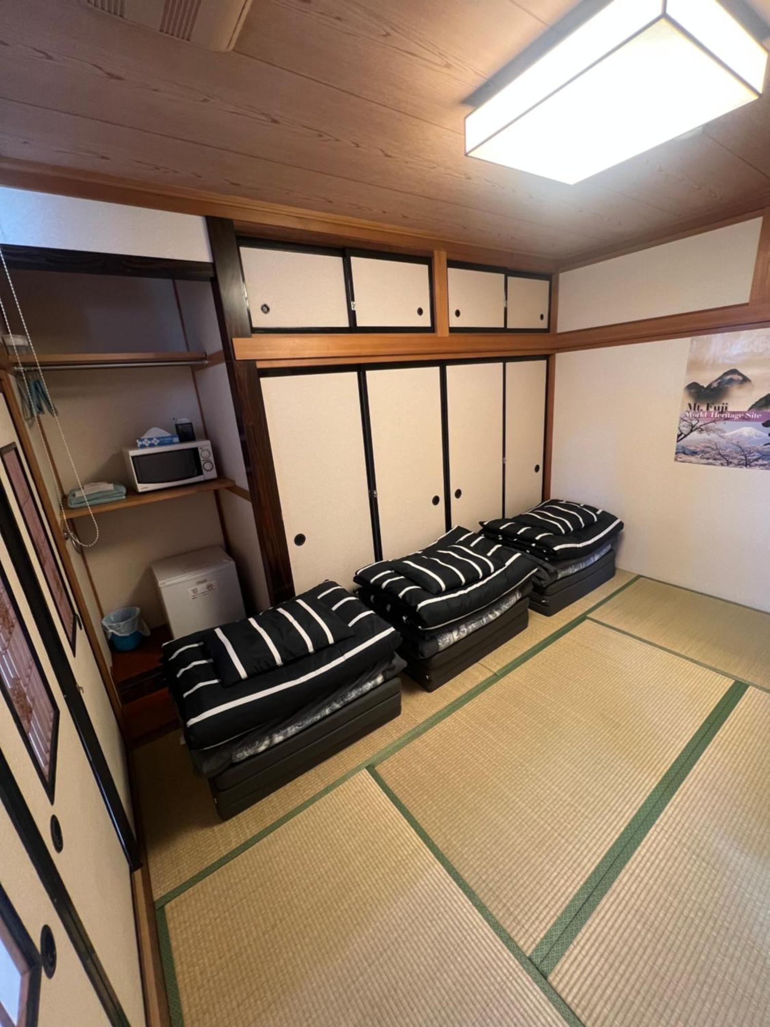 Mt Fuji Hostel Michael'S Фудзі-Йосіда Екстер'єр фото