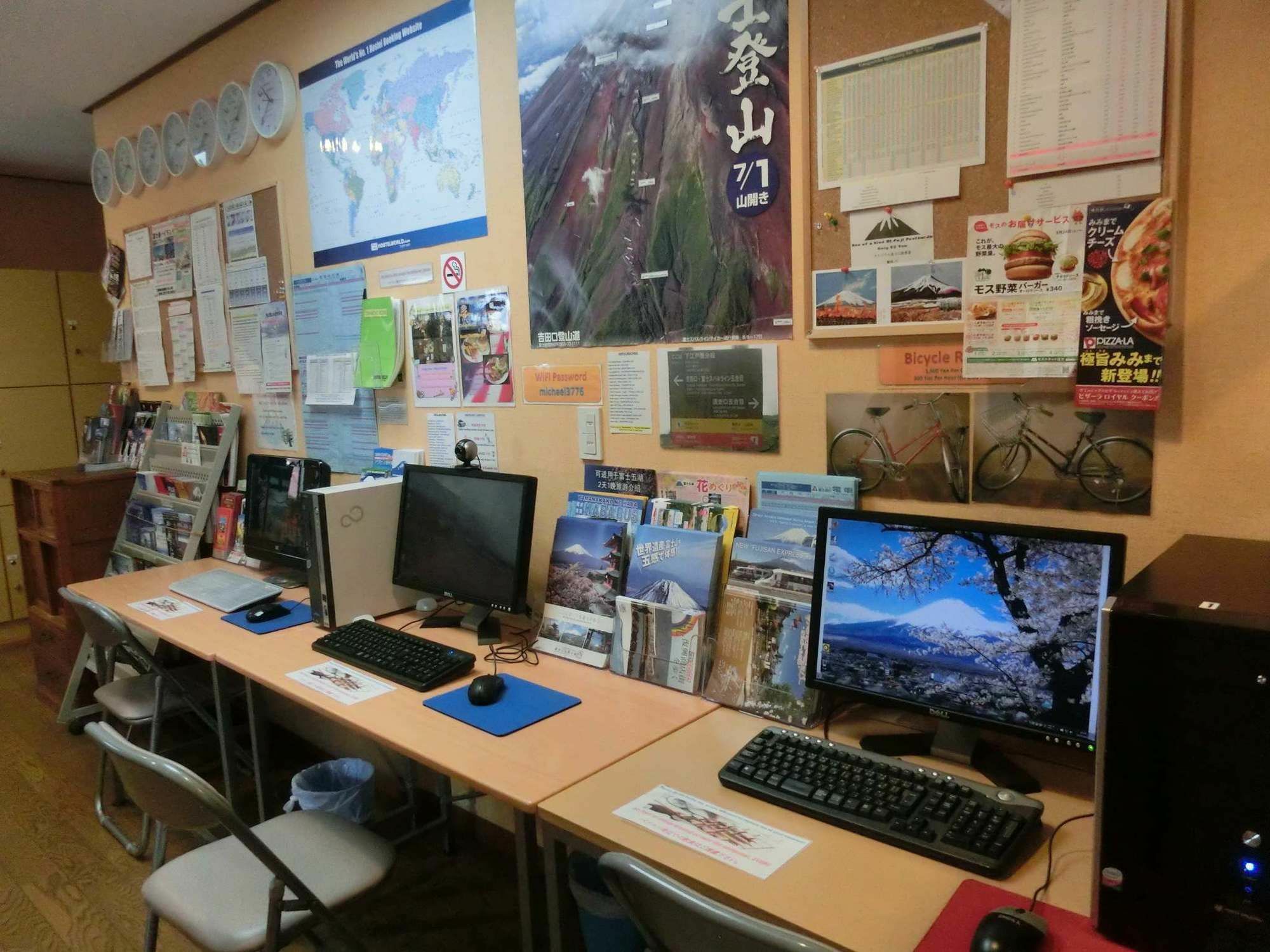 Mt Fuji Hostel Michael'S Фудзі-Йосіда Екстер'єр фото